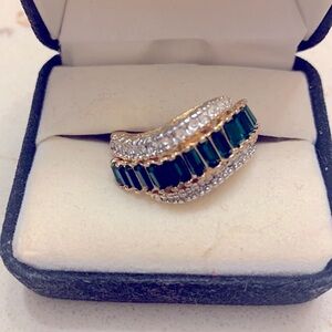Emerald Diamond Costume Ring sz 9 gold tone mounting